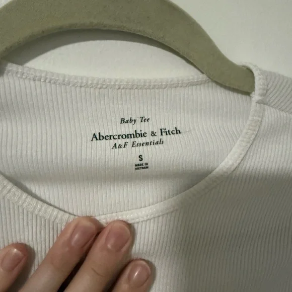 White Long Sleeve Ribbed Top - Picture 4 of 4